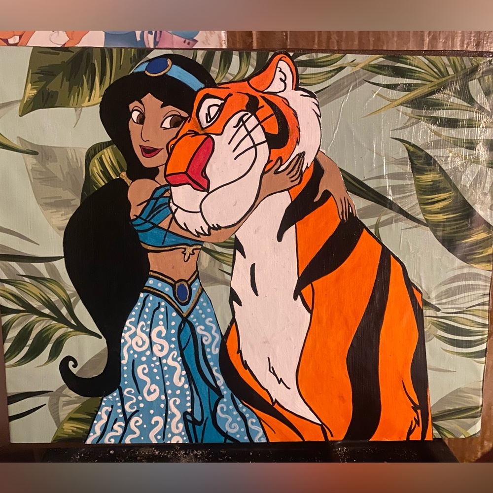 Hand painted Jasmine and Rajah